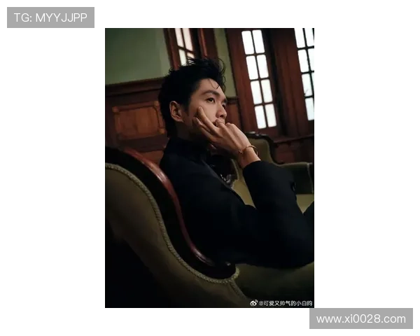 张若昀：从“小人物”到“顶流”，他的荧屏之路如何点燃万千星辰？